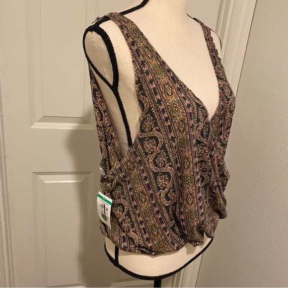 We the Free Women's Your Twisted Crop Tank Multicolor Brown Black Top New medium - Picture 2 of 14